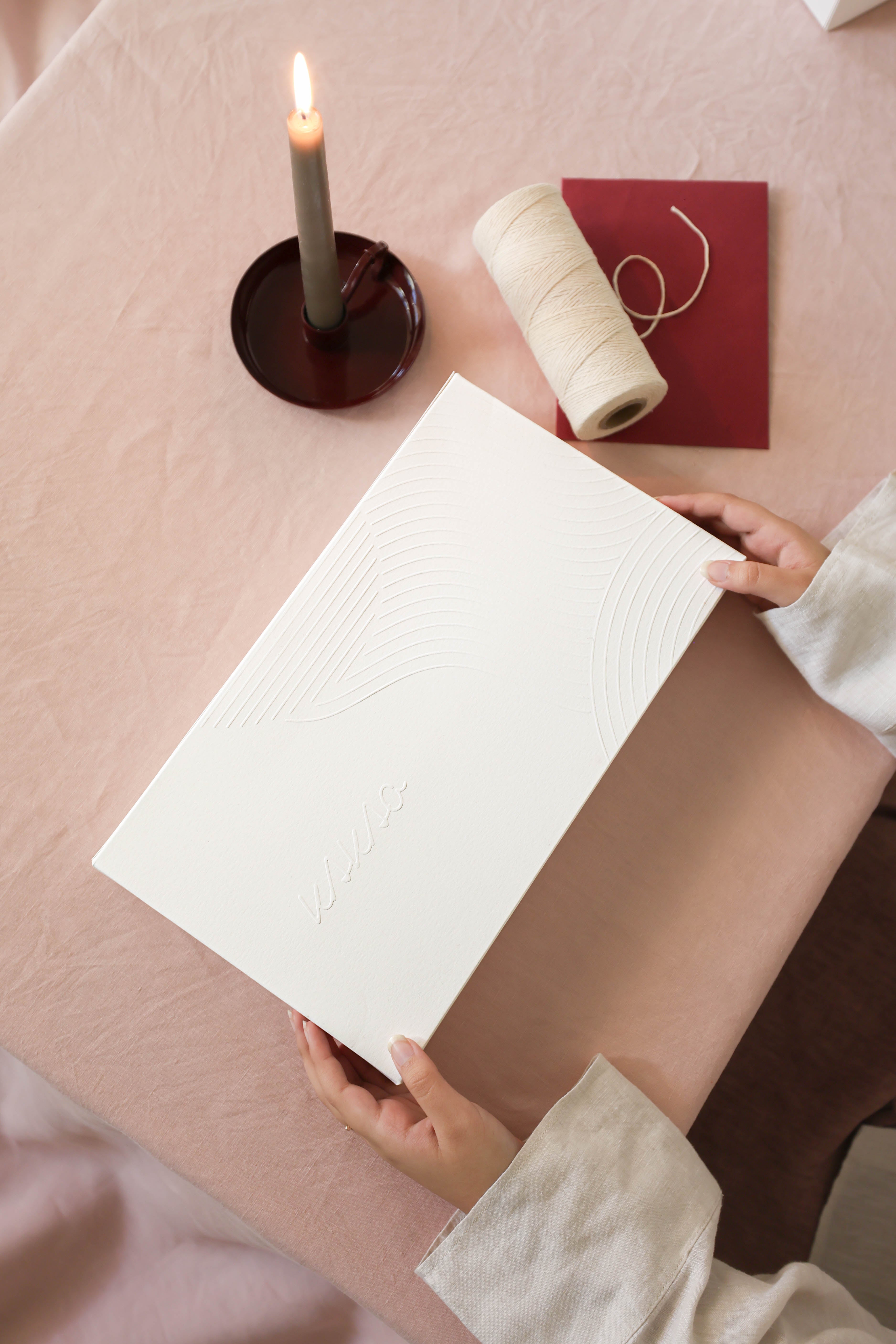 The Waves Chocolate Box